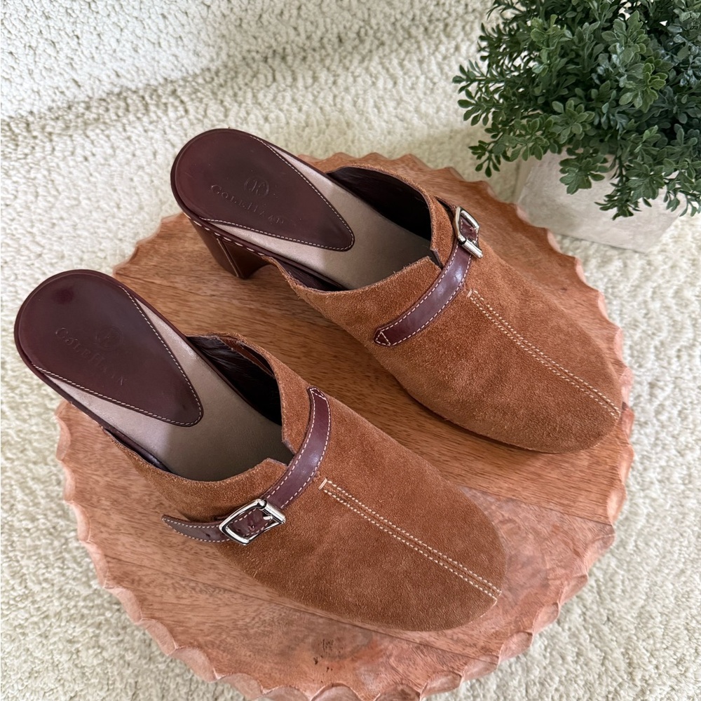 👡 Cole Haan Brown Suede and Leather Women's Mules. - Picture 7 of 10